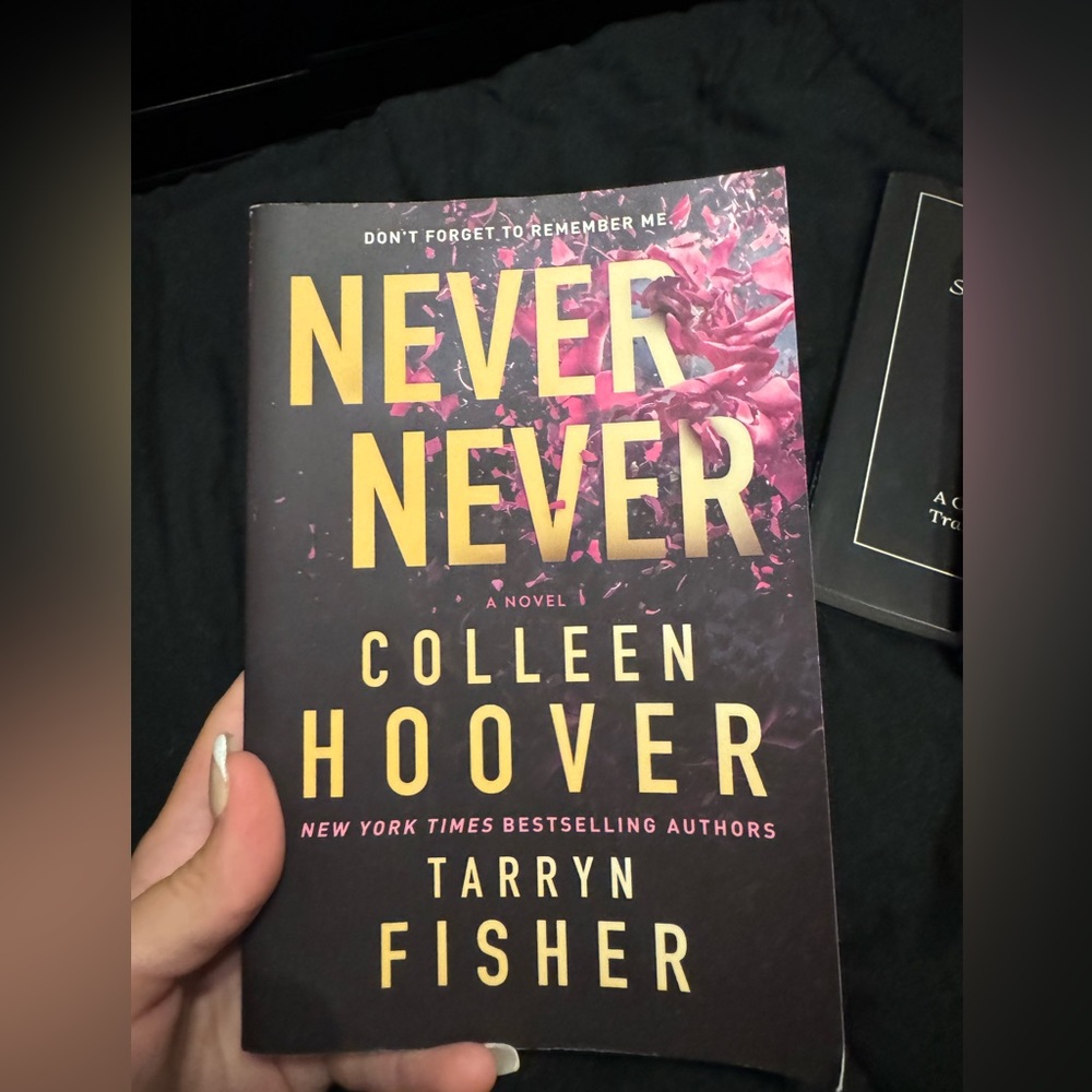 Never never, Colleen hoover